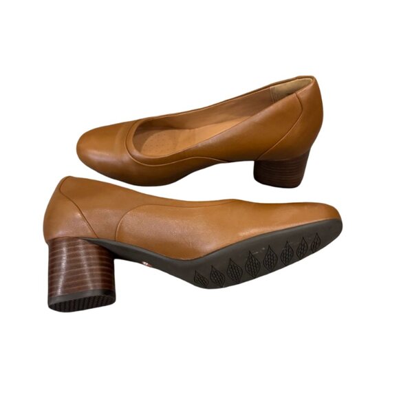 Clarks Tan Leather Block Heel Comfort Pump Dress Shoes | Size 7.5 - Picture 1 of 1